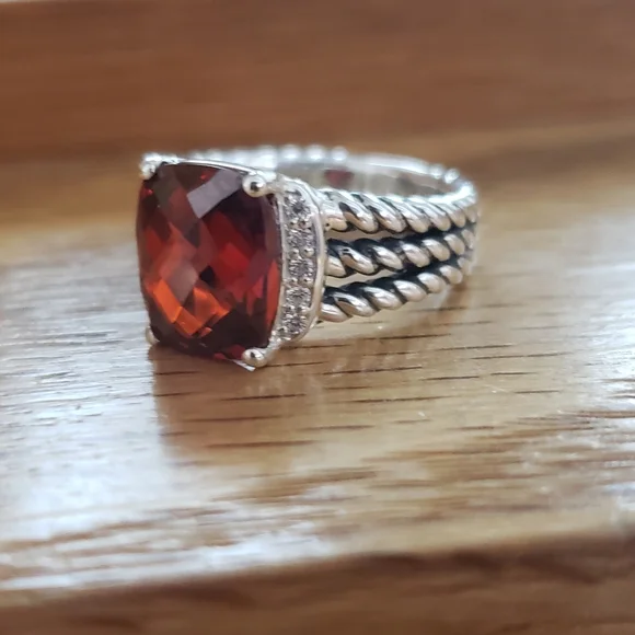 DAVID YURMAN Garnet Petite Wheaton Ring - Picture 11 of 12